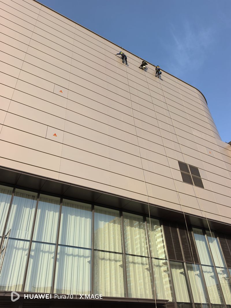 三胖外墻清洗